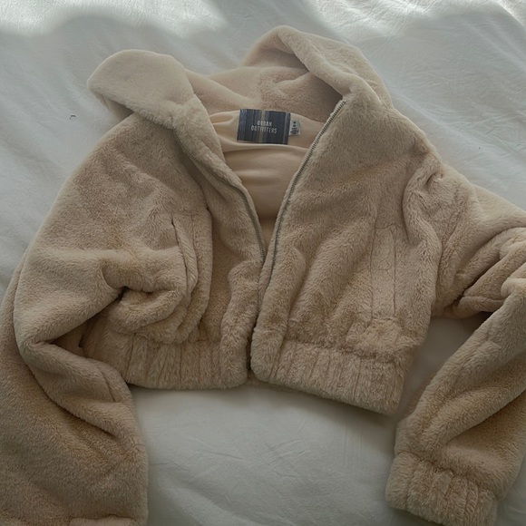 Jackets & Blazers - NWOT urban outfitters fuzzy jacket